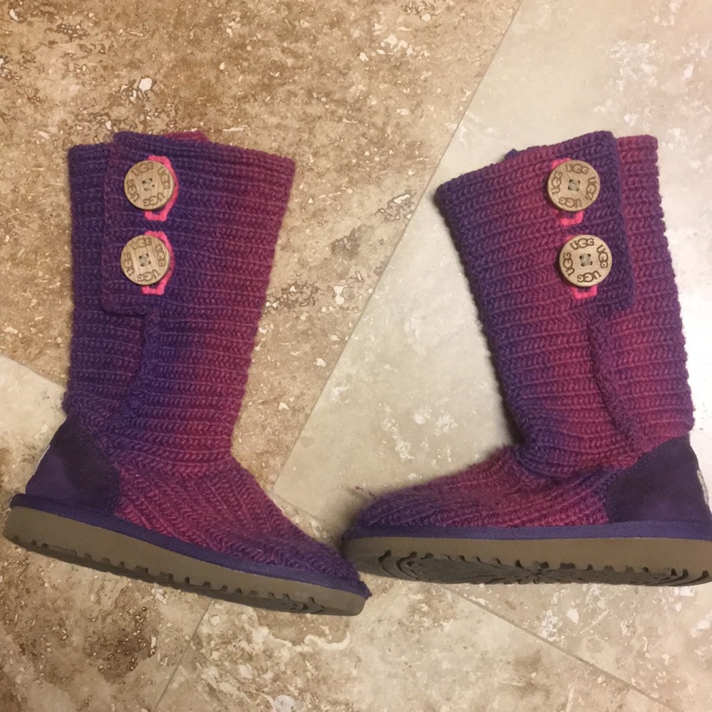 Toddler girls UGGS size 11
